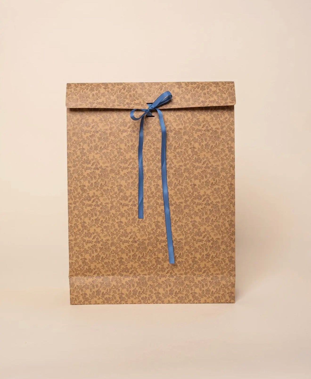 Floral Kraft Bags w/ Ribbon (Set Of Six)